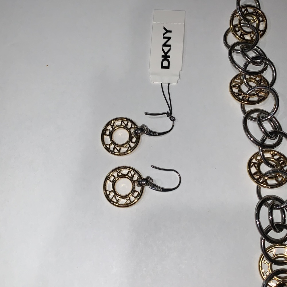 DKNY Bi-color bracelet and earrings set - Picture 4 of 7